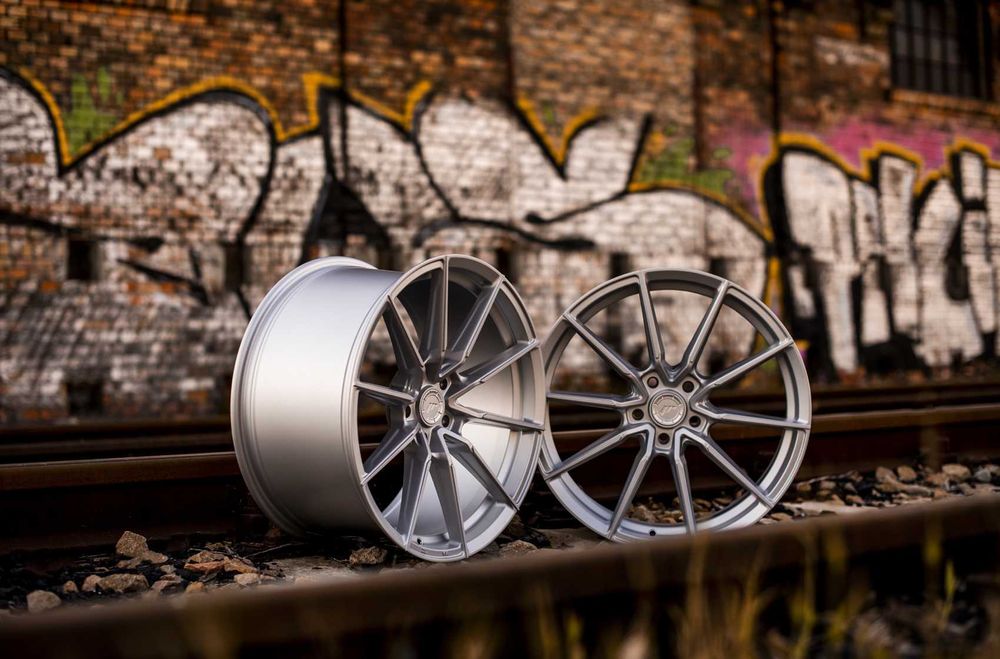 Jante Semi-Forjate Japan Racing / SL02 Silver / BMW F10 F11 F16 G30 M2