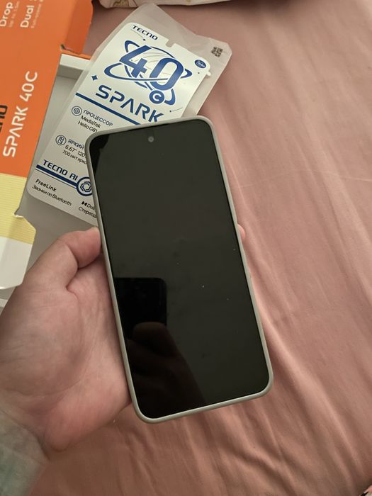 Телефон:Tecno spark 40C