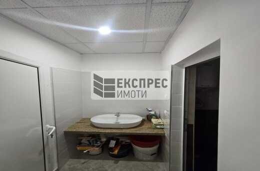 Дава се под наем  в Варна, Колхозен пазар -  кв.м за 747.66 € - Снимка #4