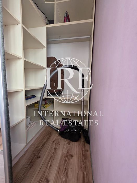 Продава се Тристаен апартамент в Варна, Възраждане 1 - 84 кв.м за 1321 €/кв.м - Снимка #8