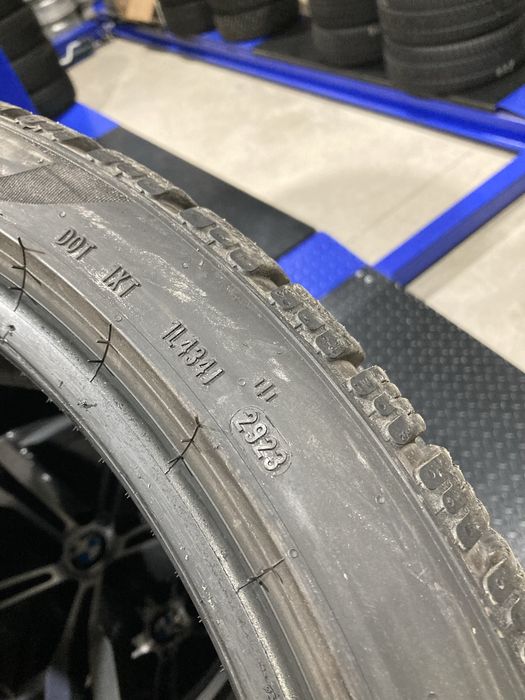 265/35/21 Pirelli P ZERO winter DOT23