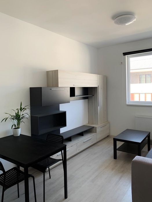 Apartament 2 camere, de închiriat