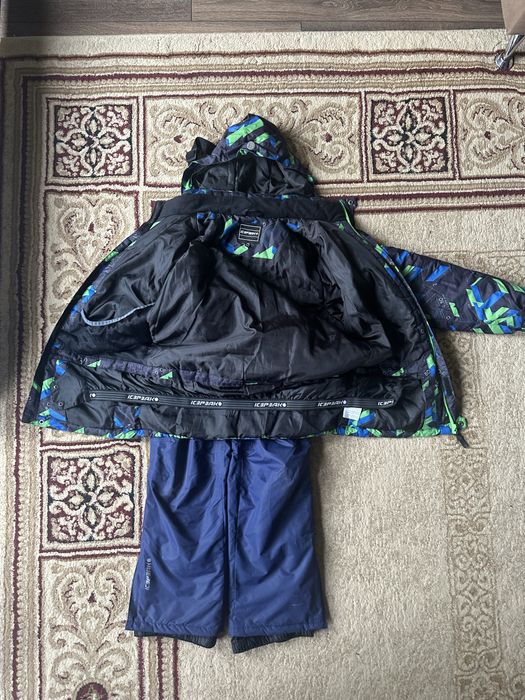 Горнолыжный костюм