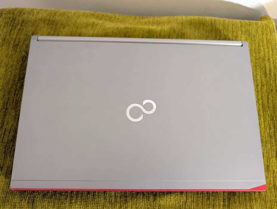 Laptop Fujitsu LIFEBOOK E754, Intel core i5-4300M, 256Gb SSD, 8Gb ram