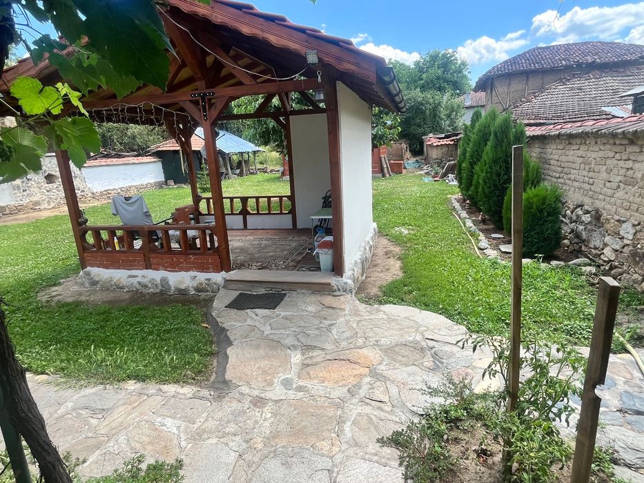 Продава се Къща в с. Александрово, Област Стара Загора - 90 кв.м за 817 €/кв.м - Снимка #11