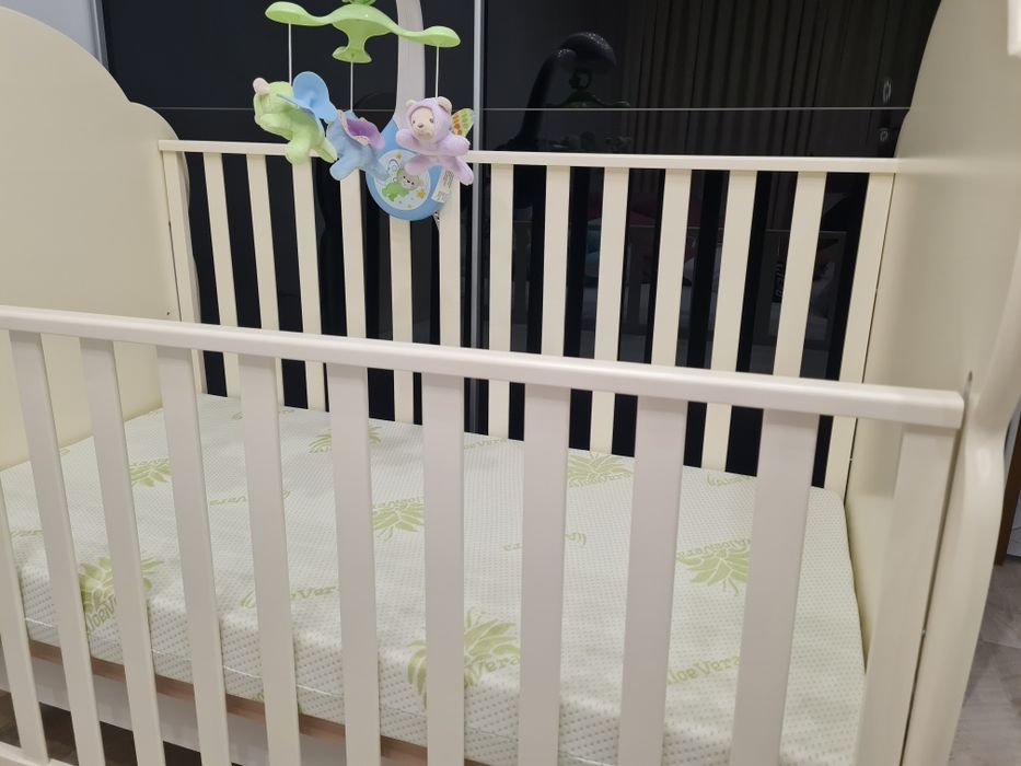 Кошара, детско легло с кристали сваровски