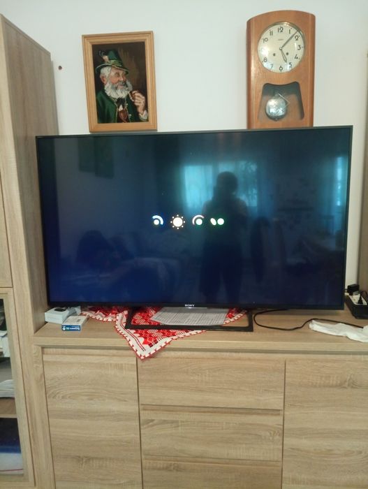 Vând televizor Sony Bravia