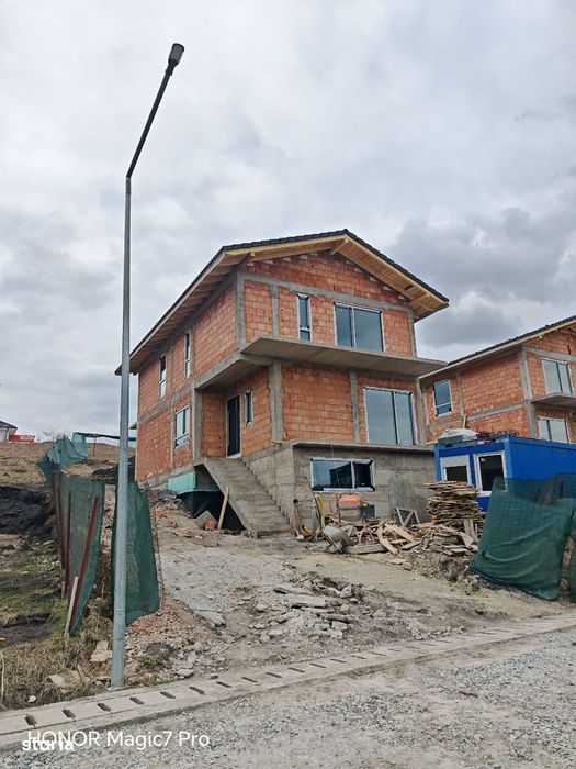 Casa de vanzare Premium