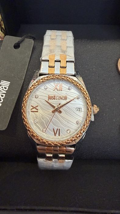 Just-Cavalli-Часовник