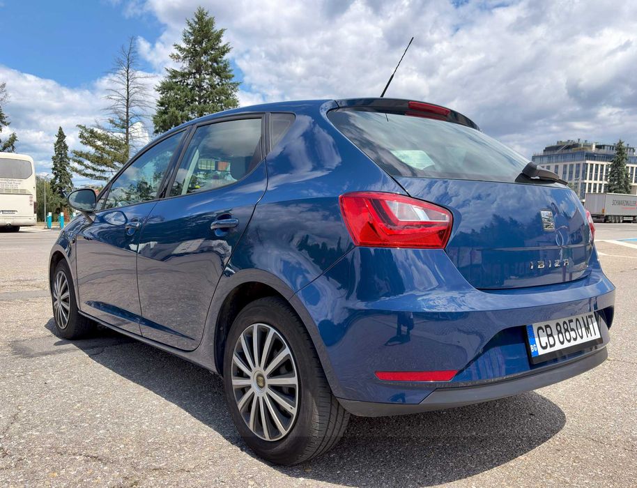 Продавам Seat Ibiza 2017г. 1.0 MPI на 90.000км. в ПЕРФЕКТНО състояние!