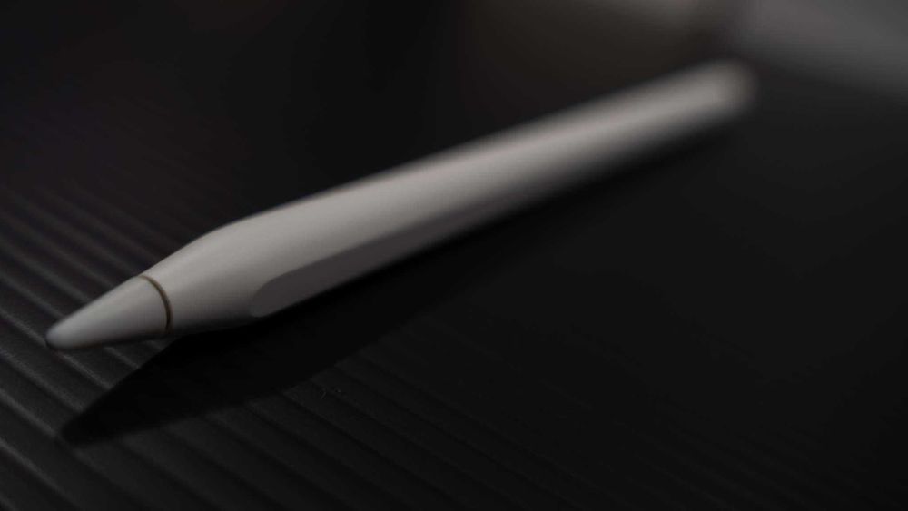 Apple iPad Pro 12.9 2018 - 256GB + Apple Pencil 2 + 2 кейса