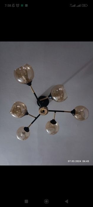 Люстра на 6 лампочек