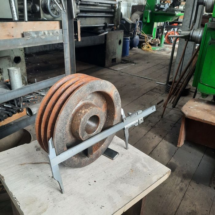 Шкив трёх ручиевый