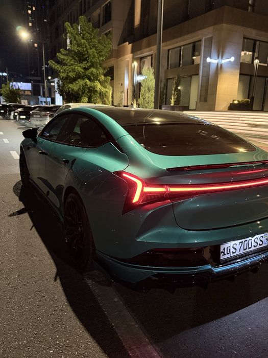 Neta S sport kar kraska toza