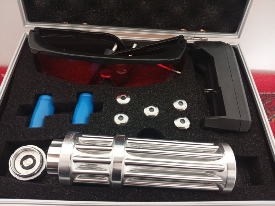 Сверх мощный синий лазер