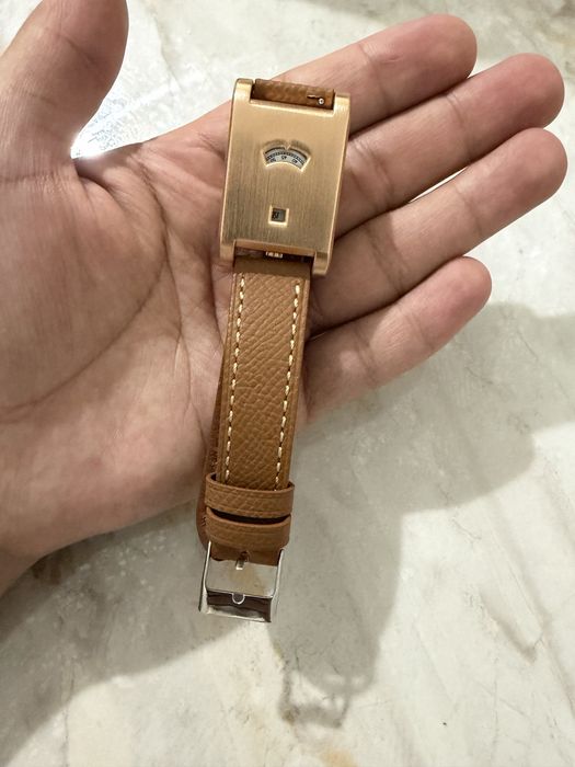 стильные кварцевые часы