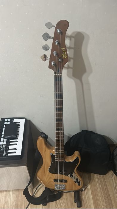 Бас гитара Cort GB64JJ