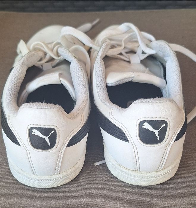 Adidasi puma piele 38