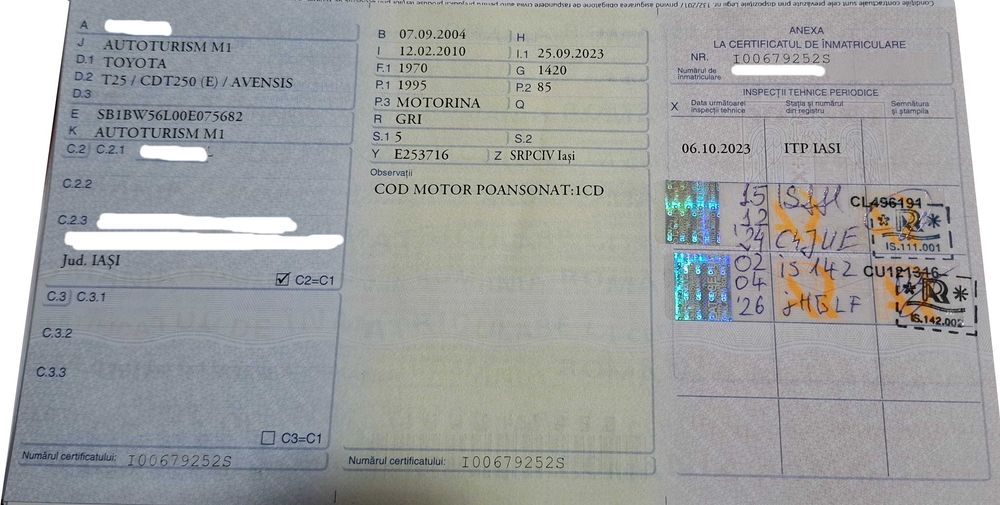 Toyota AVENSIS 2004 înmatriculată pentru dezmembrare