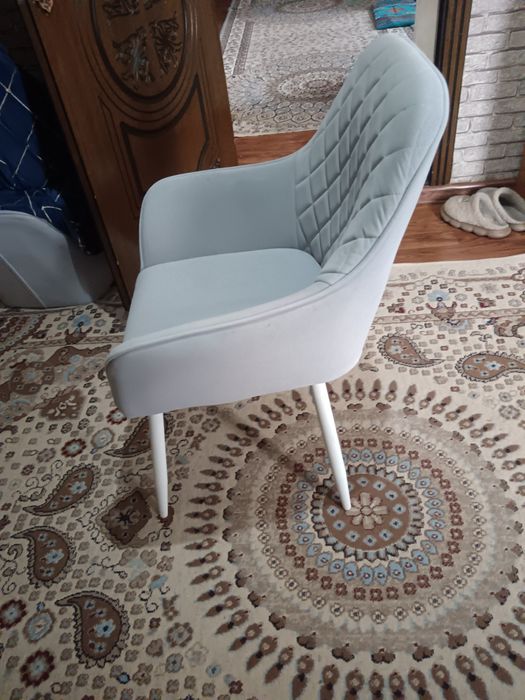 8 штук стулья сатылады