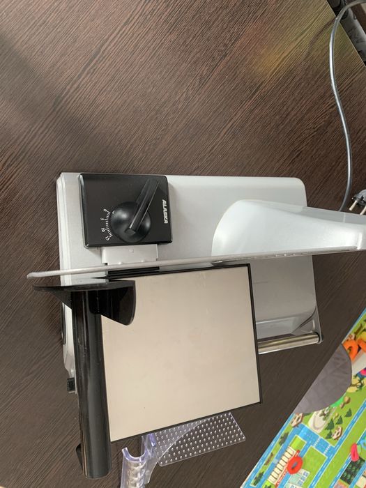 Слайсер хлеборезка