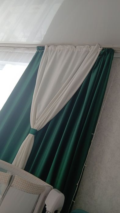 Продам штор для зала