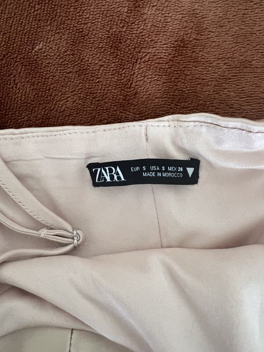 Атласный боди Zara