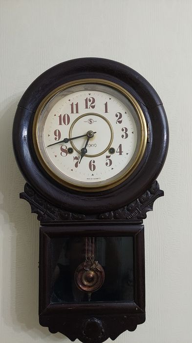 Продам часы настенные