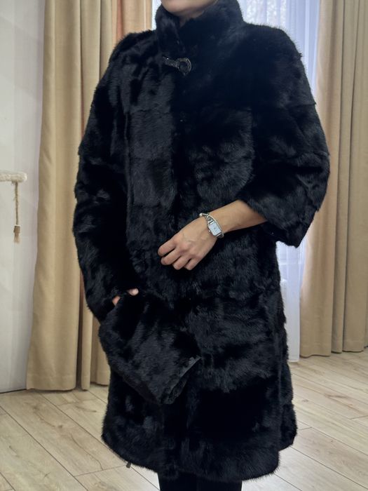 Продам норковую шубу