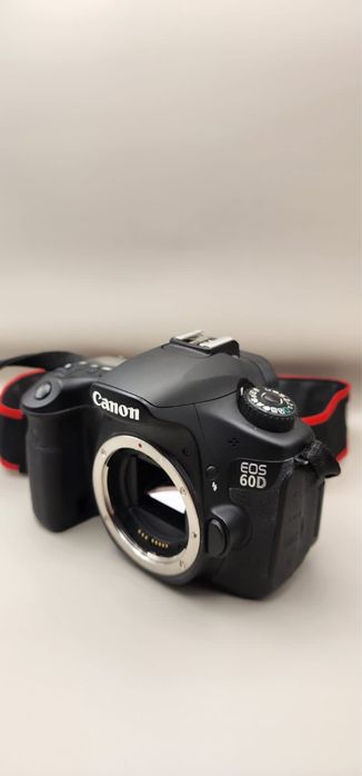 Canon EOS 60D to‘liq professional to‘plam