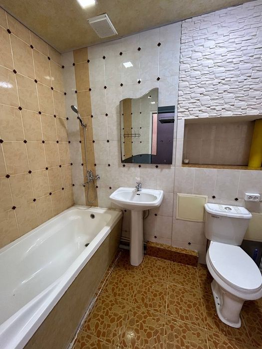 3-Хоналик 4каватда шарк1 16мактаб
4-Каватда
4-Каватлик Панельный Дом.