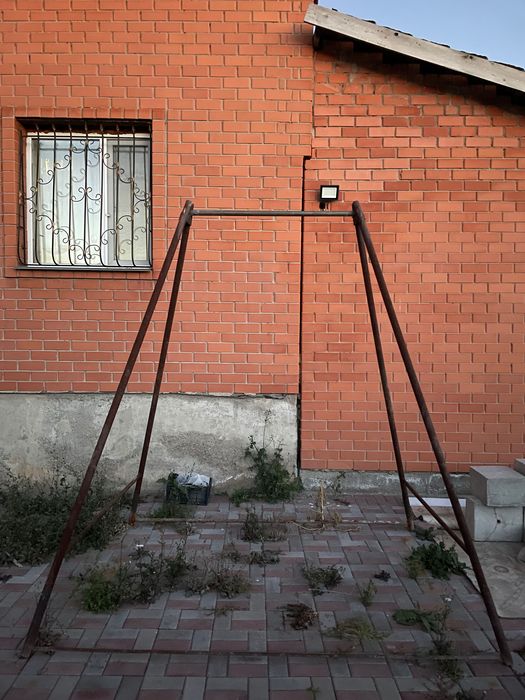 Качели каркас из металла