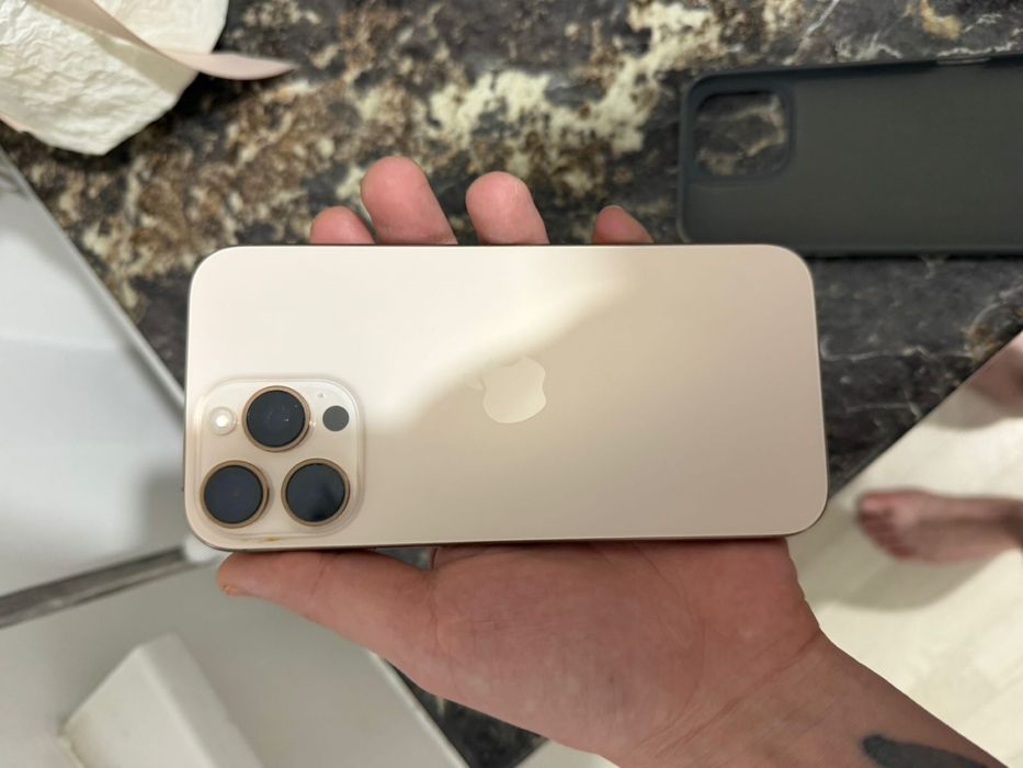 16 про макс 256 гб