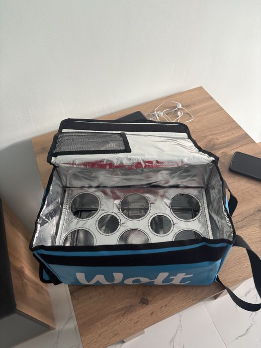 Термосумка Wolt для автомобиль