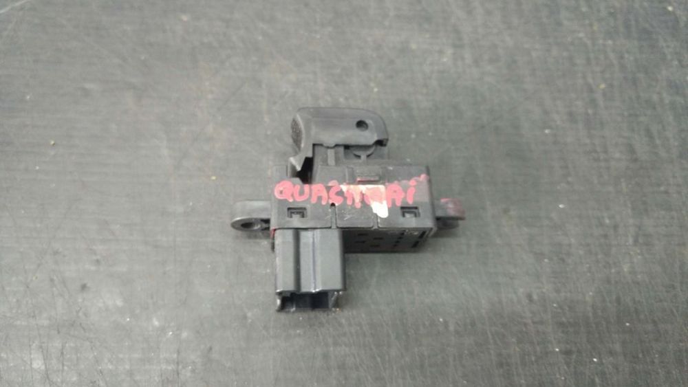 Buton geam electric dreapta spate nissan qashqai j10