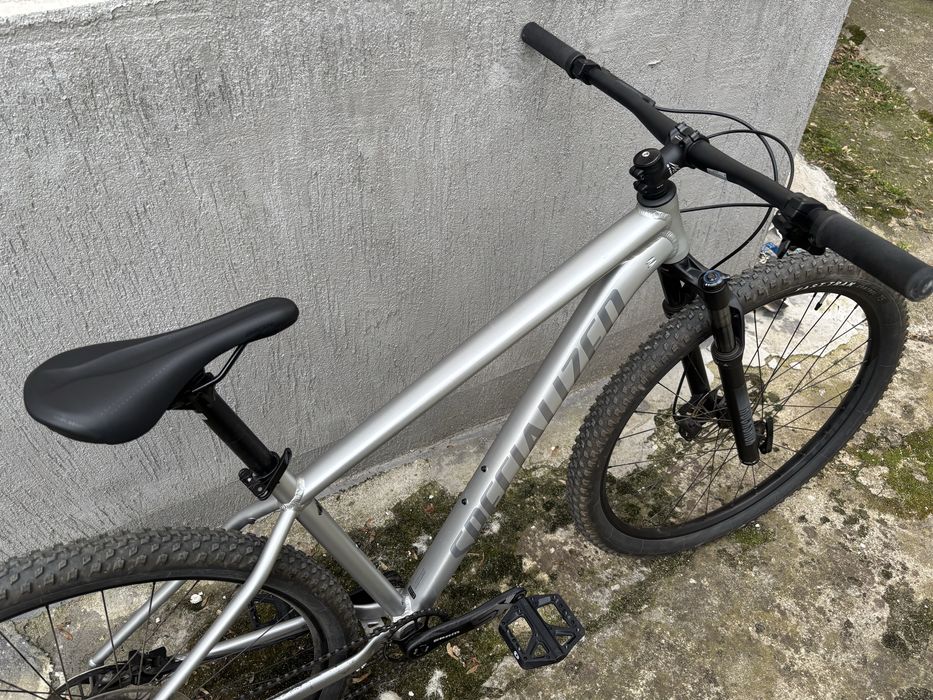 Specialized rockhopper 2024