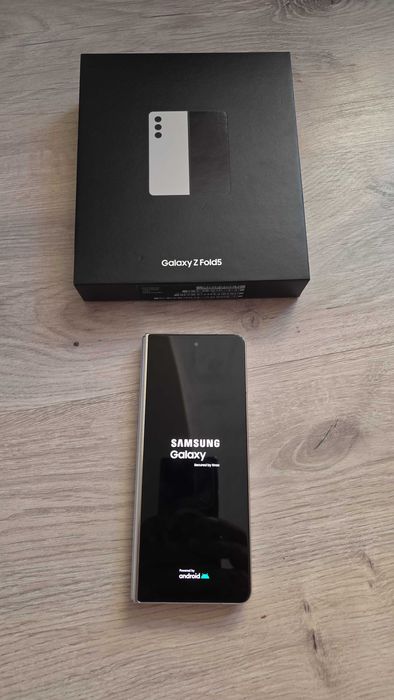 Samsung Z FOLD 5 мобилен телефон
