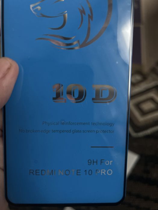 Защитное стекло на Xiaomi Redmi Note 10 Pro.