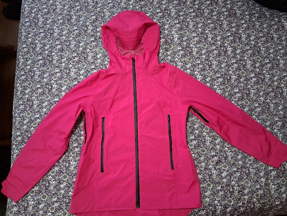 Дамско непромокаемо яке L