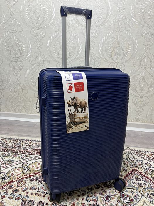 Чемодан M + кейс (набор) новый