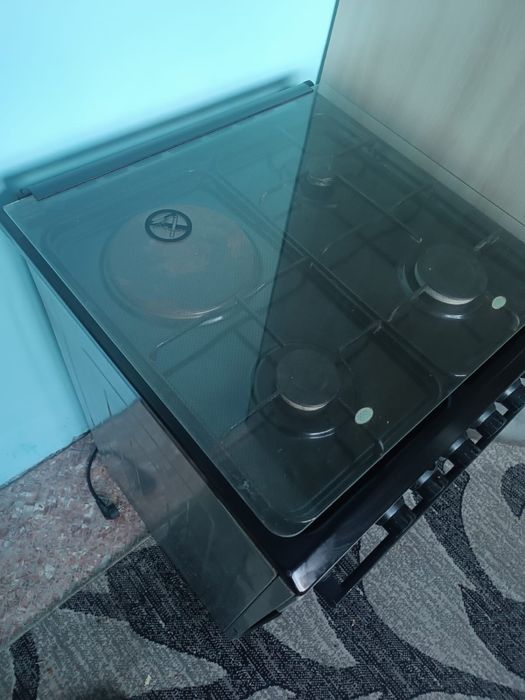 Газовая плита продам