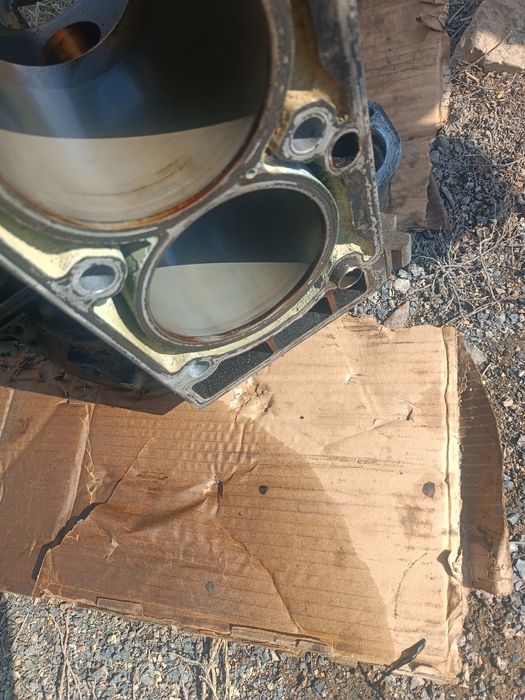 Блок двс Мерседес 273