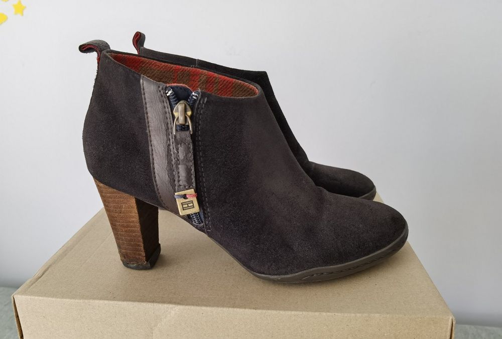 Дамски боти Tommy Hilfiger EU 38
