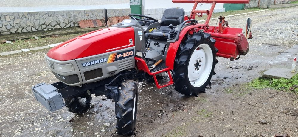 Трактор Янмар ф200 4×4