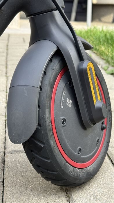 Xiaomi Mi Electric Scooter Pro 2 | 507 km | Cutie + Încărcător | Baterie excelentă