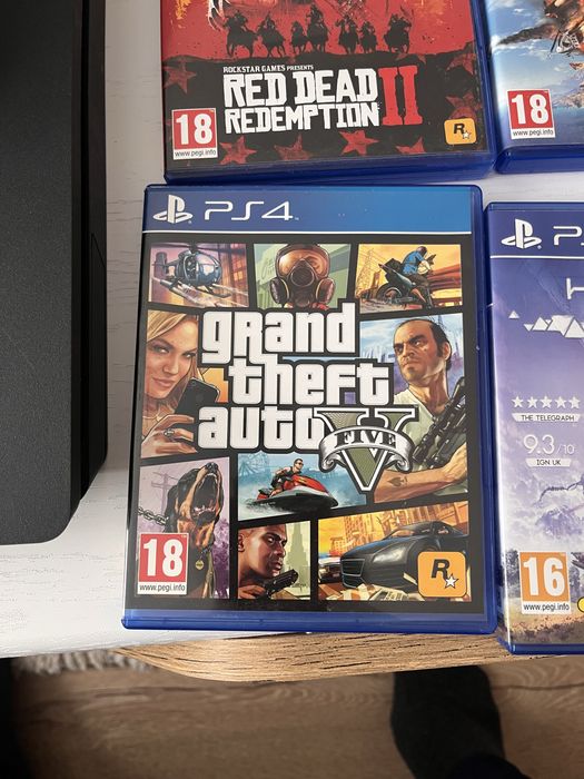 PlayStation 4 Slim 1 TB Jet Black