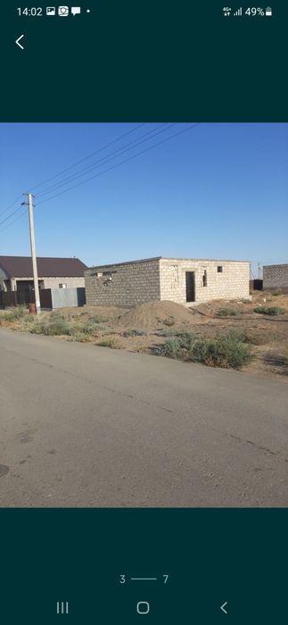 Участок с недостроенной времянкой