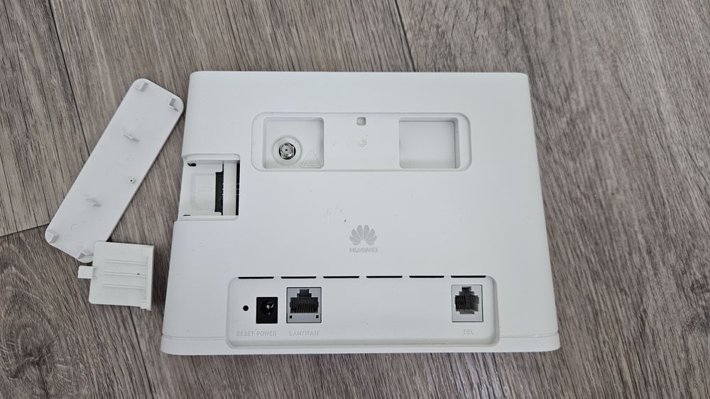 4g роутер huawei B311-211 с антенной Антэкс