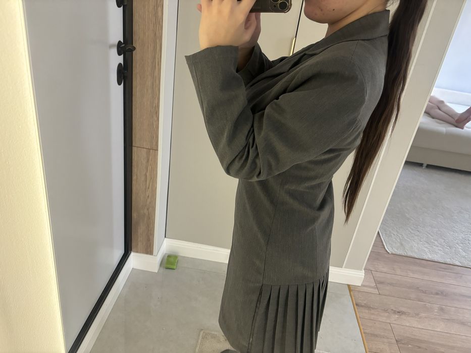 Платье пиджак (серое)