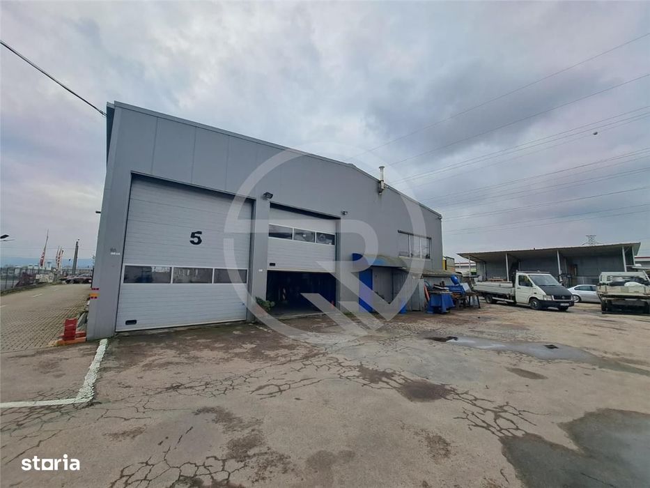 Hala, 650 mp utili, 1200 mp platforma, situata in zona Bulevardul Munc